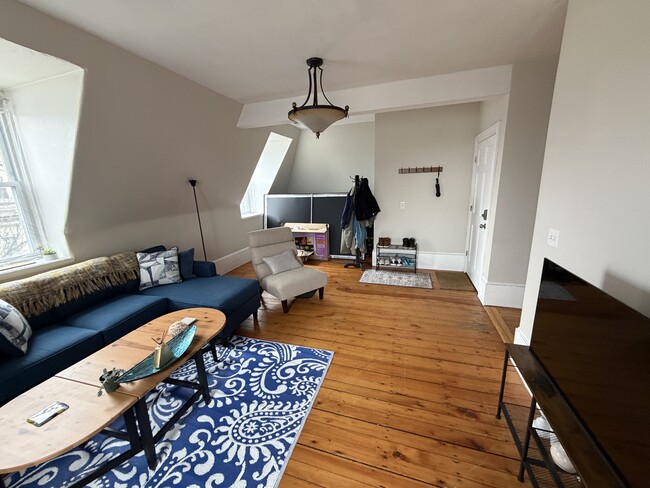 Photo - 123 Vinton St Unidad 123 Vinton Street Apt. 3