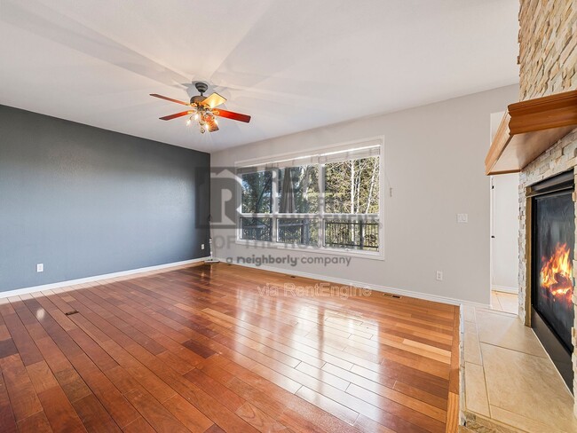 Photo - 1185 Trails End Ct