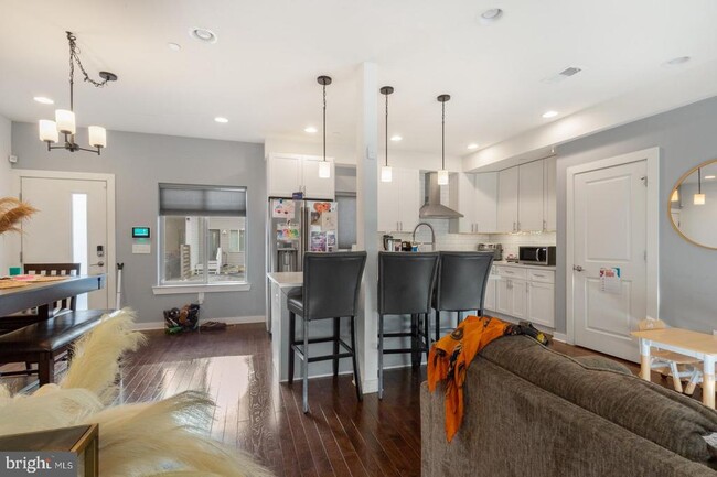 Photo - 2670 Collins St Townhome