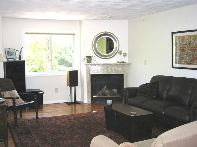 Photo - 4 Good Hope Ln