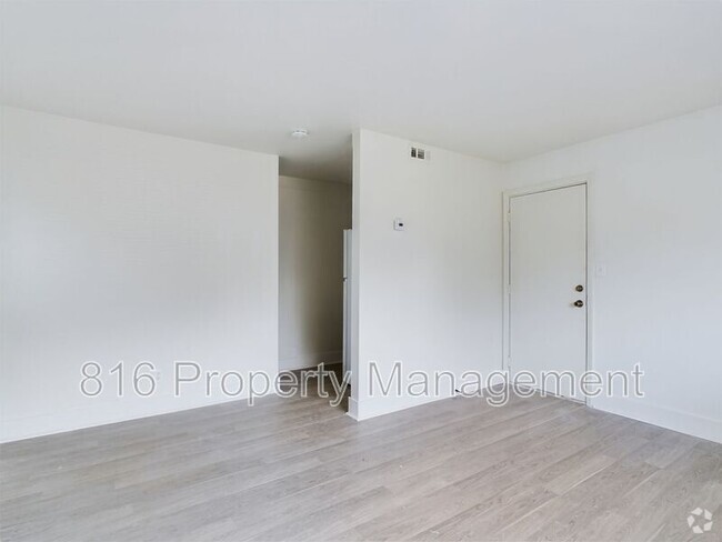Building Photo - 15411 Barat Ave Unit C Rental