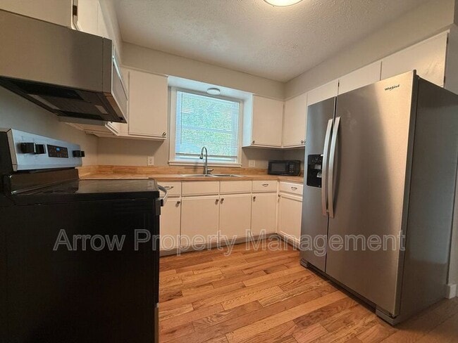 Photo - 2616 South St