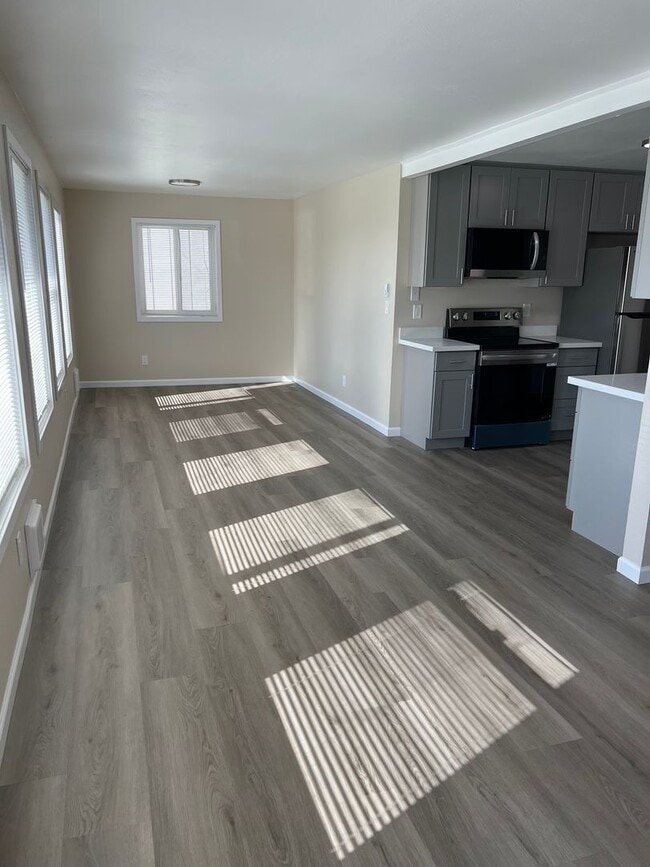 Photo - Fully Renovated 2-Bedroom in Stanwood Unit 4