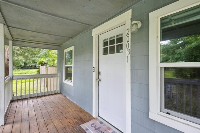 Photo - 20031 Oakdale Ave House