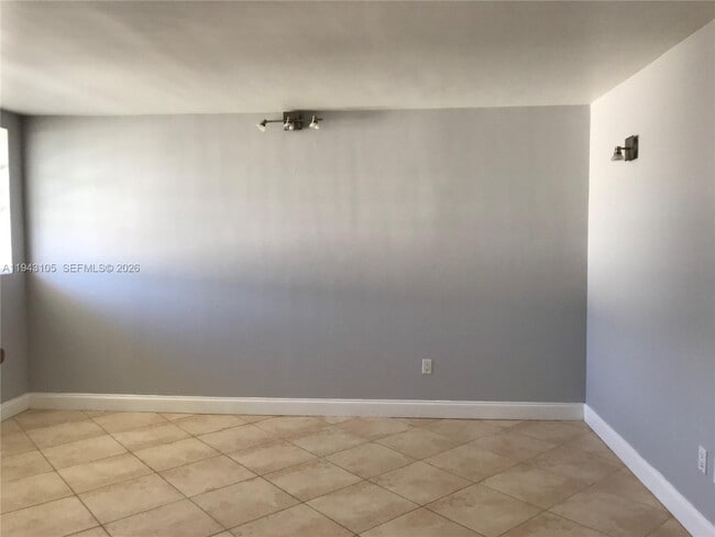 Photo - 1801 S Treasure Dr Unit 524