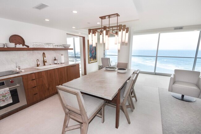 1780 Avenida Del Mundo Unit 1008