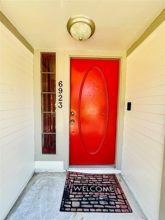 Photo - 6923 Five Forks Dr