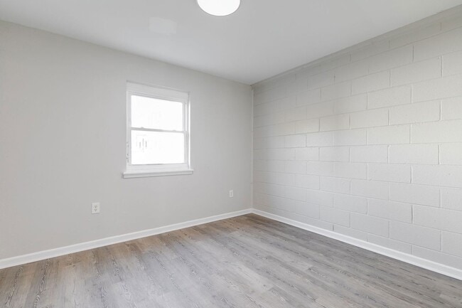 Photo - 1901-1915 Whitcomb