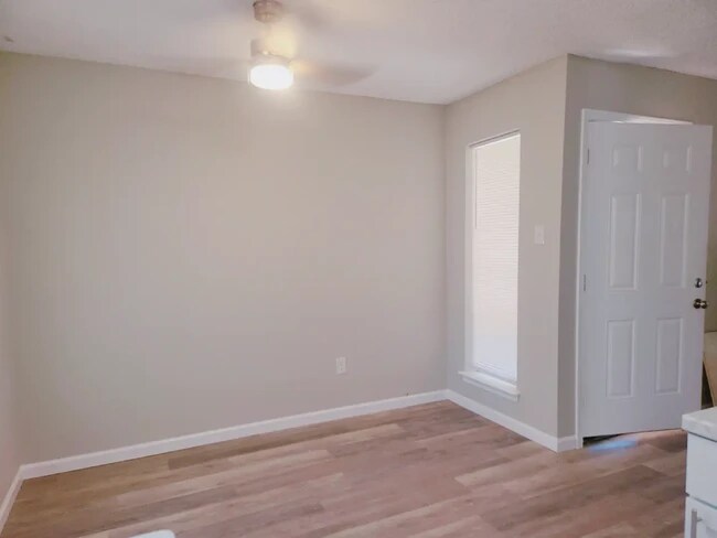 Knollwood Apartments