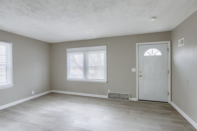 Photo - 3356 N 41st St