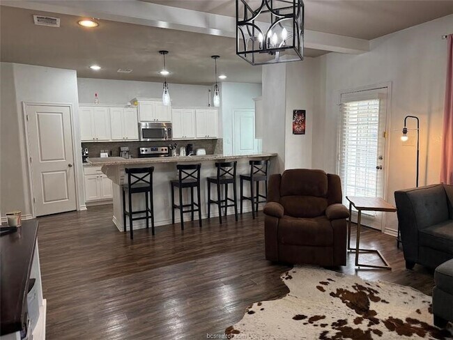 3420 Summerway Dr