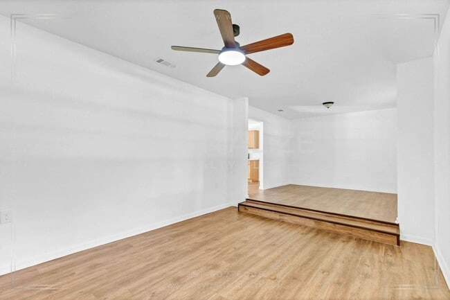 Photo - Fully Renovated 4 Bed / 2 Bath in Bay Mine...