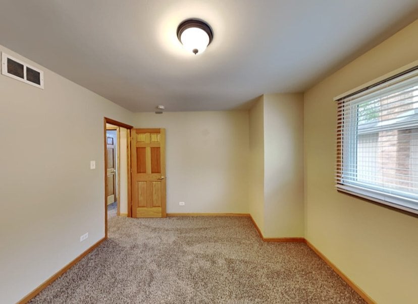Photo - 47 White Oak Rd