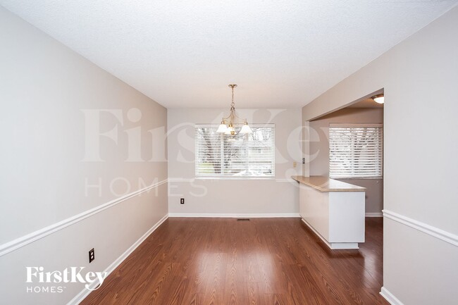 Photo - 111 Timberlake Ct