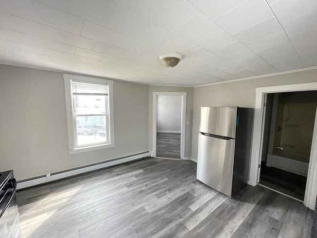 Photo - 336 Amherst St Unidad 2