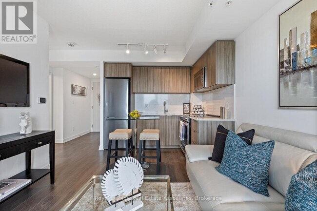 Photo - 30 Samuel Wood Wy Unit 1403