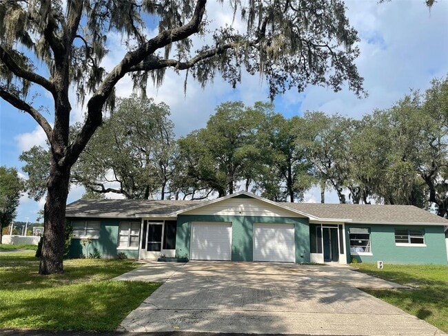 Building Photo - 132 S Bulova Dr