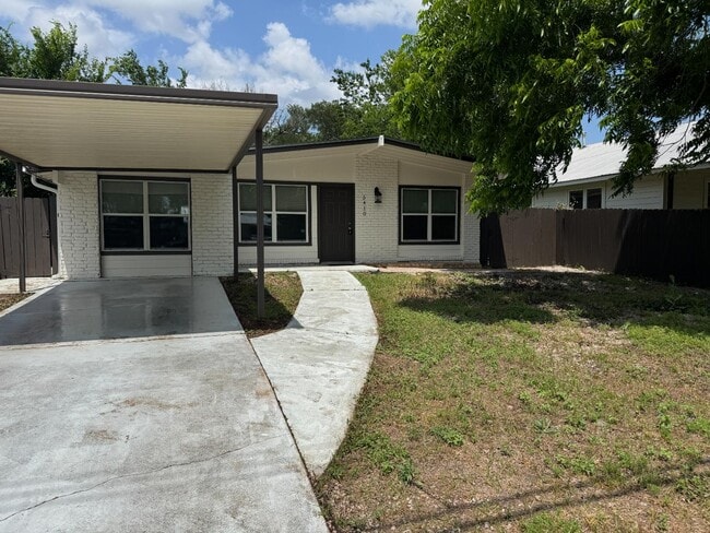 Photo - 5410 Downs Dr