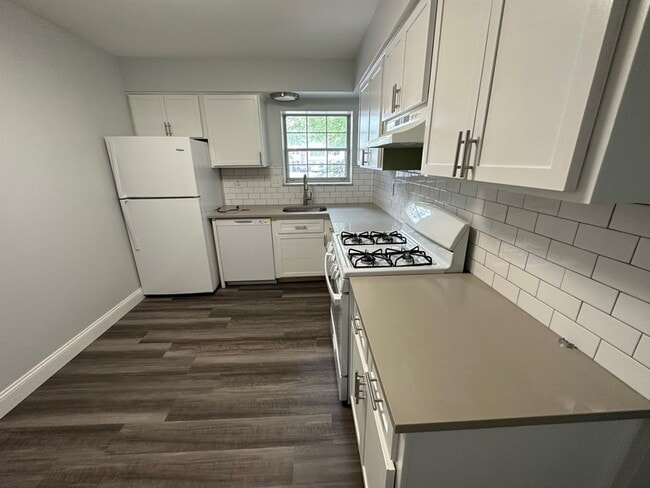 Photo - 906 Erdner Ave