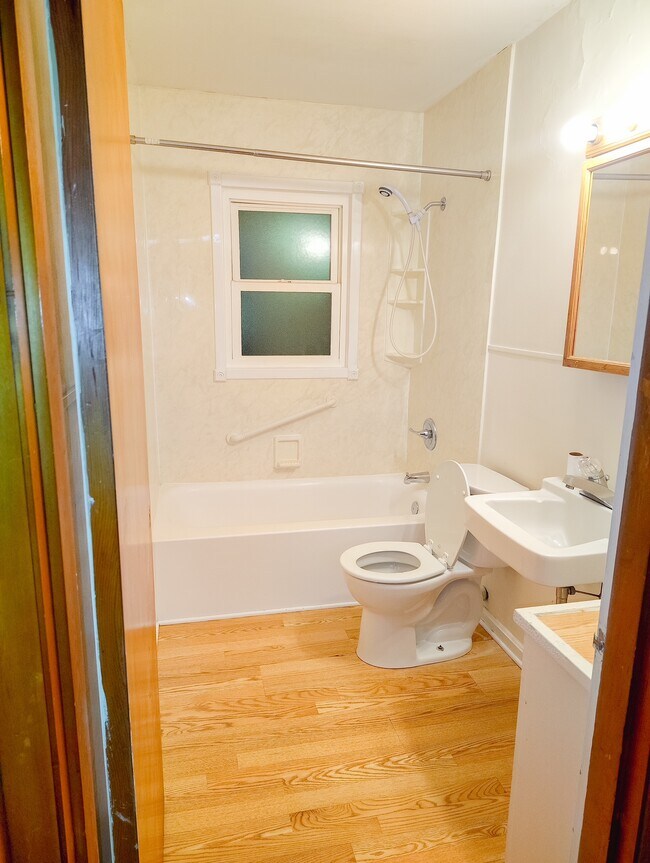 Photo - 1120 Metropolis St Unit 2