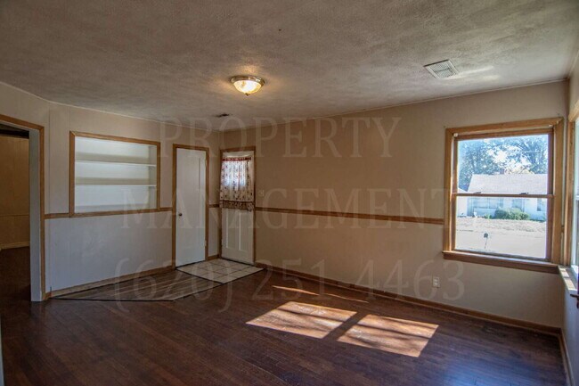 Photo - 2-Bed 1- Bath