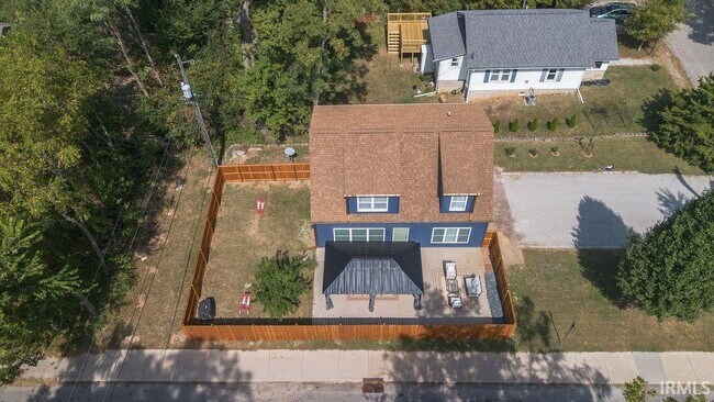 Photo - 1122 S Fess Ave