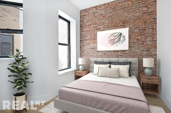 Photo - 443 Jefferson Ave