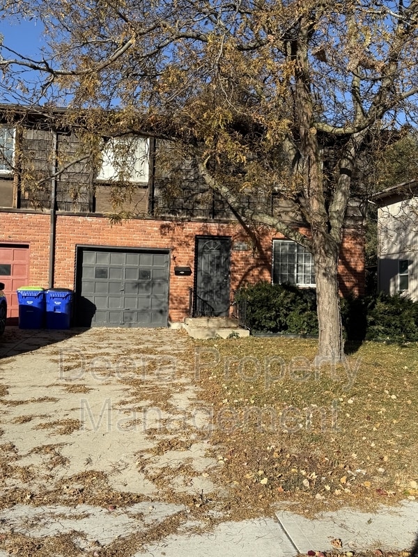 Building Photo - 9616 Hadley Dr