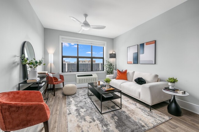 Photo - 32 Oakland Ave Unit 913