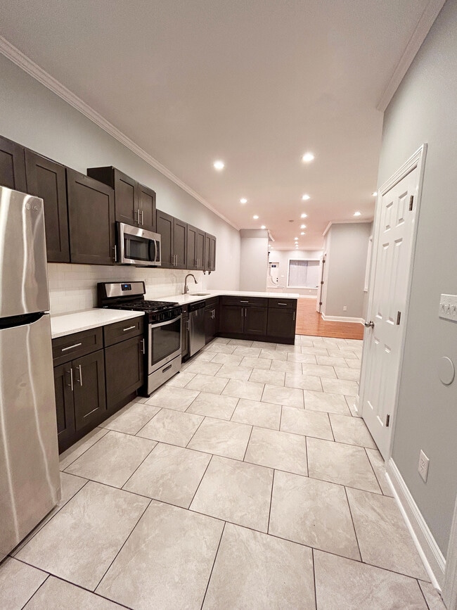 Photo - 620 Elkins Ave