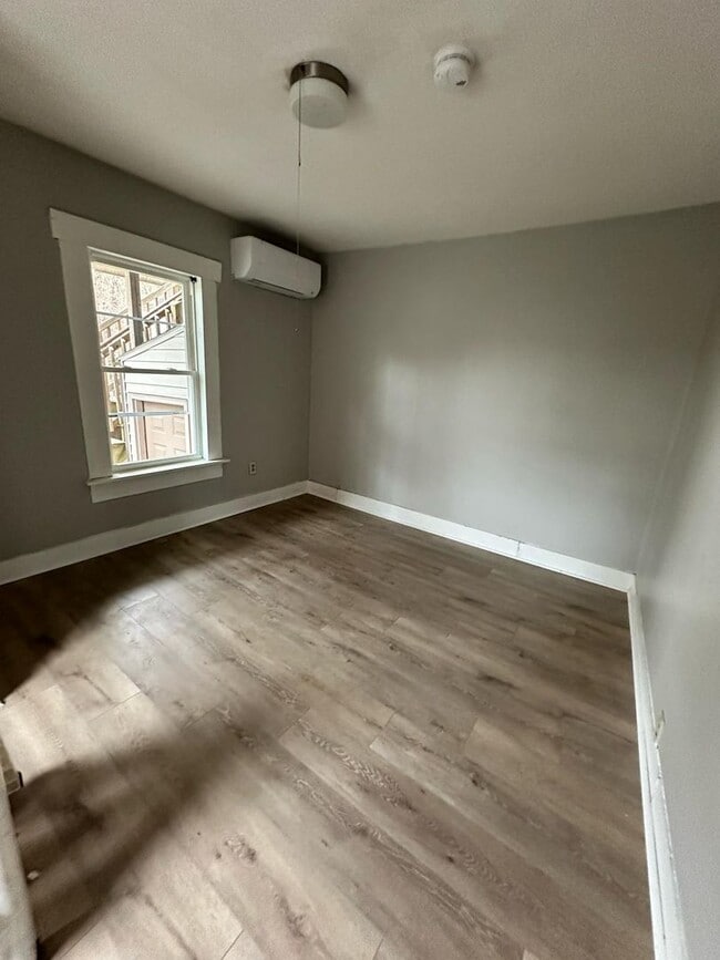 Building Photo - 105 South St Unit L1