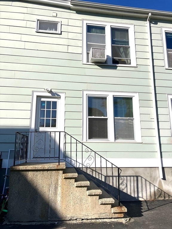 Photo - 798 Summer St Unit 4