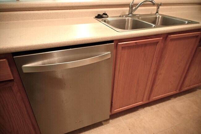 Photo - Spacious 3-Bedroom Ground-Floor Condo for rent in the Heart of Ankeny