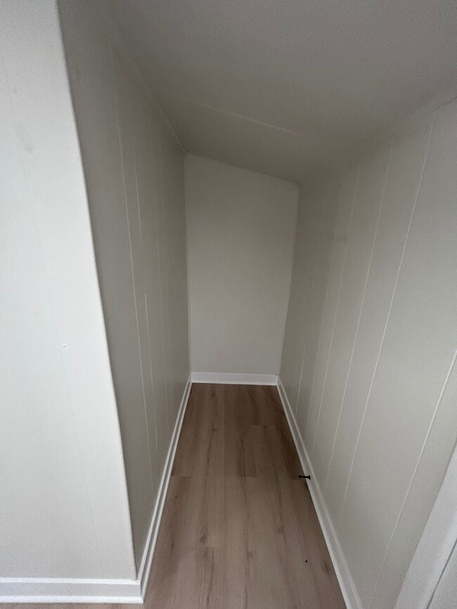 Photo - 6639 Alexander Ave