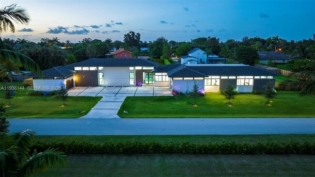 Photo - 11911 NW 2nd St