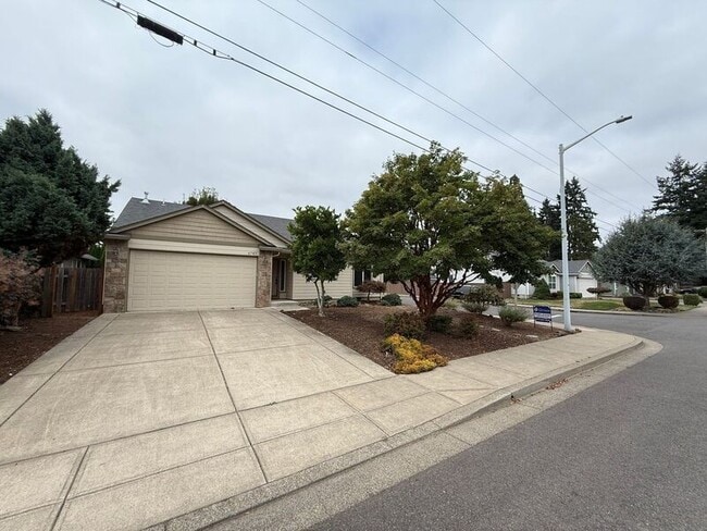 Building Photo - 4787 15th Ave N Rental