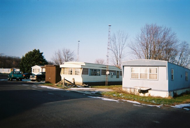 Photo - Brookpark Estates Mobile Home Park