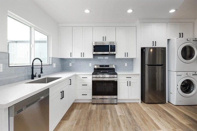 Building Photo - 6748 N Elman St Unit Condo In Linda Vista