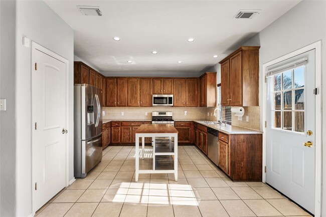Photo - 7419 Chathan Glen Ln