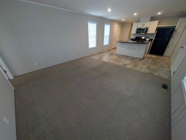Photo - 15868 Marentette Dr