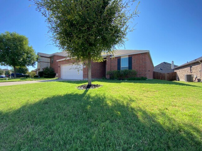 Photo - "Fort Worth Homes for Rent" 4/3/2 Eagle MTN-Saginaw ISD