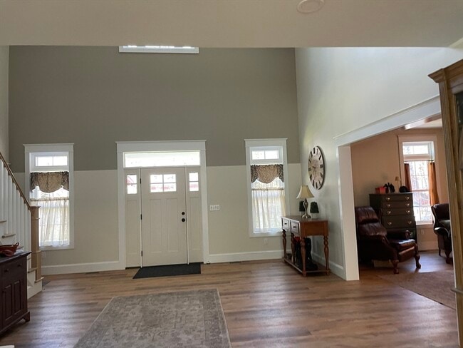 Photo - 1 Lamoureux Ln