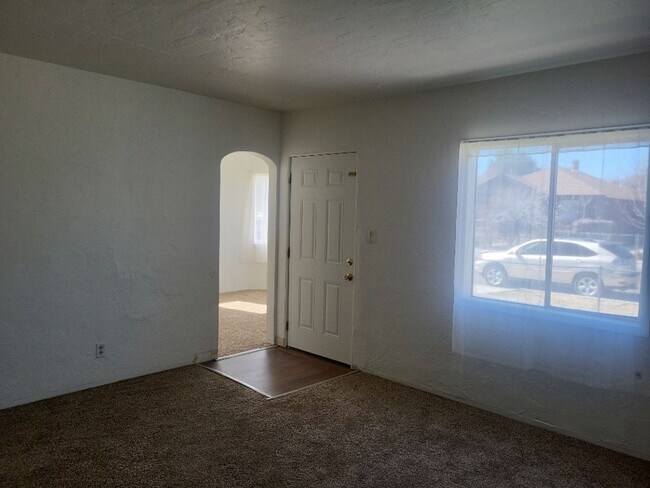 Photo - 420 14th St Unidad 420 14th Street