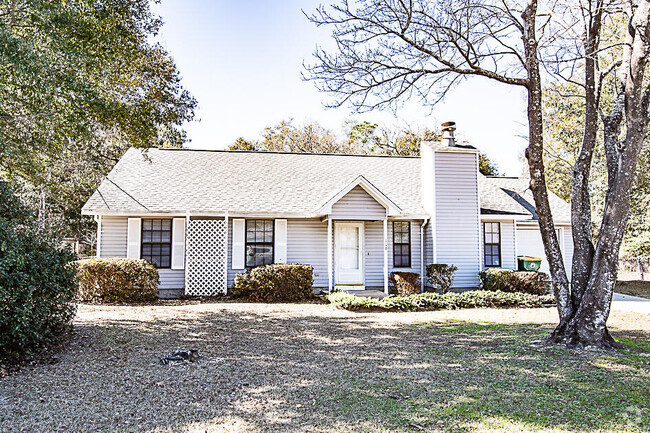 Building Photo - 116 Walker Cir W Rental