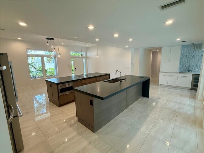 Photo - 1359 Harbor Dr