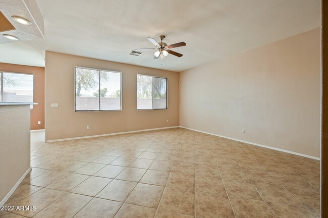 Photo - 1525 W St Kateri Dr