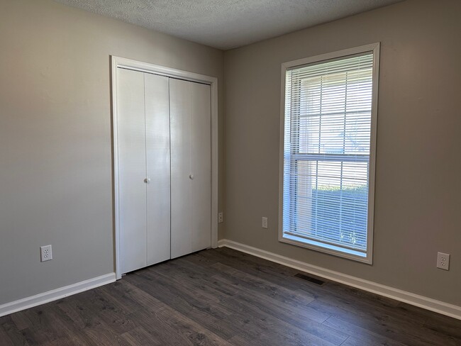 Photo - 378 W University Pky