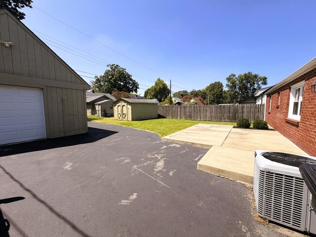 Photo - 217 Kewanna Dr