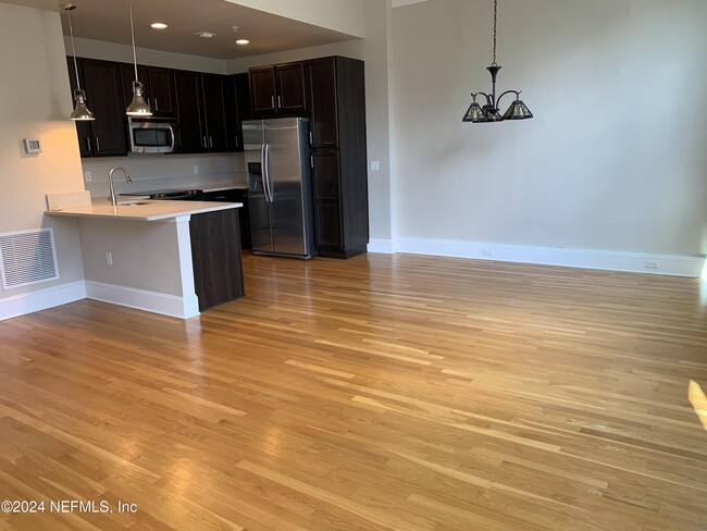 Photo - 2525 College St Unit 2204