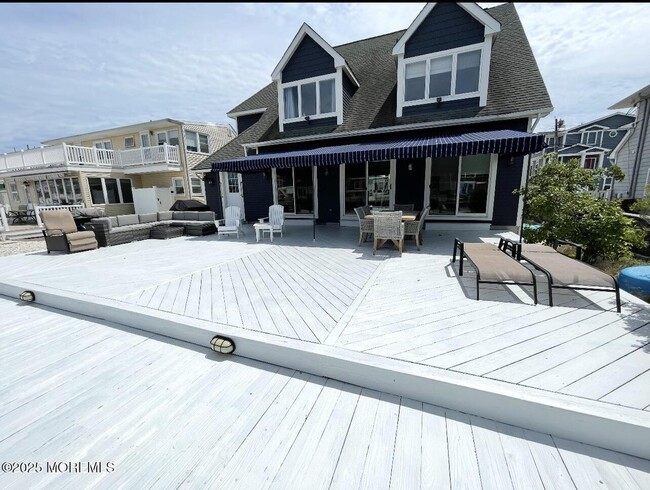 Photo - 241 Westmont Ave